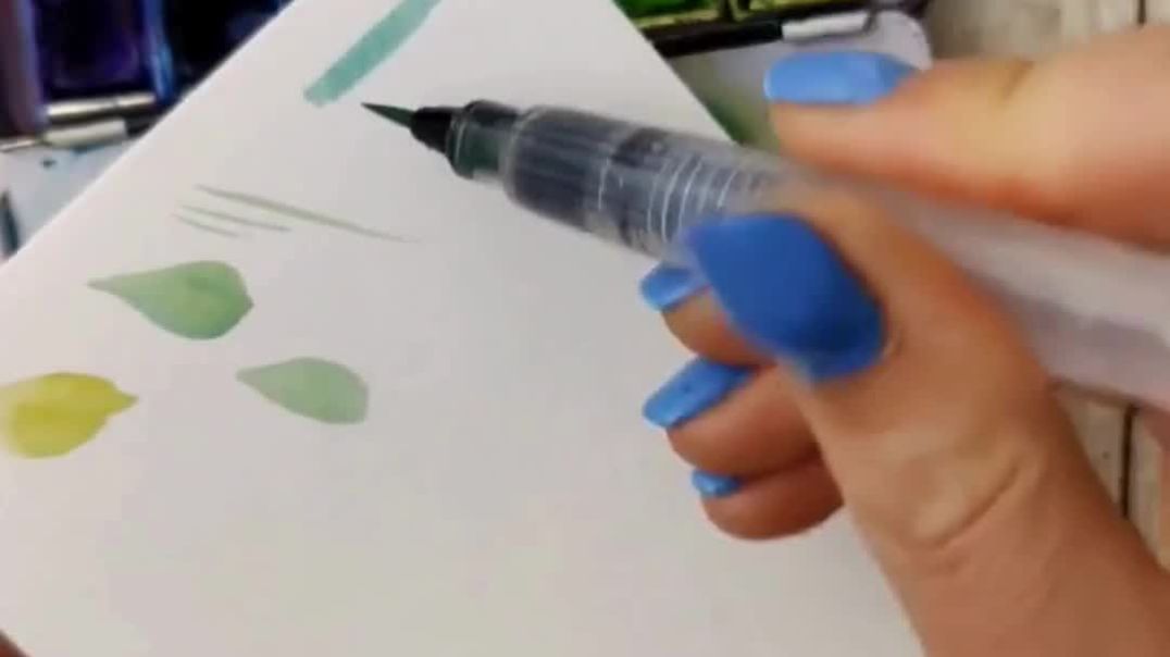 ⁣Why Water Brushes Are a Must-Have for Artists